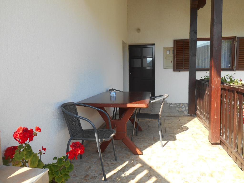 Guesthouse Andja Smoljanac Exterior foto
